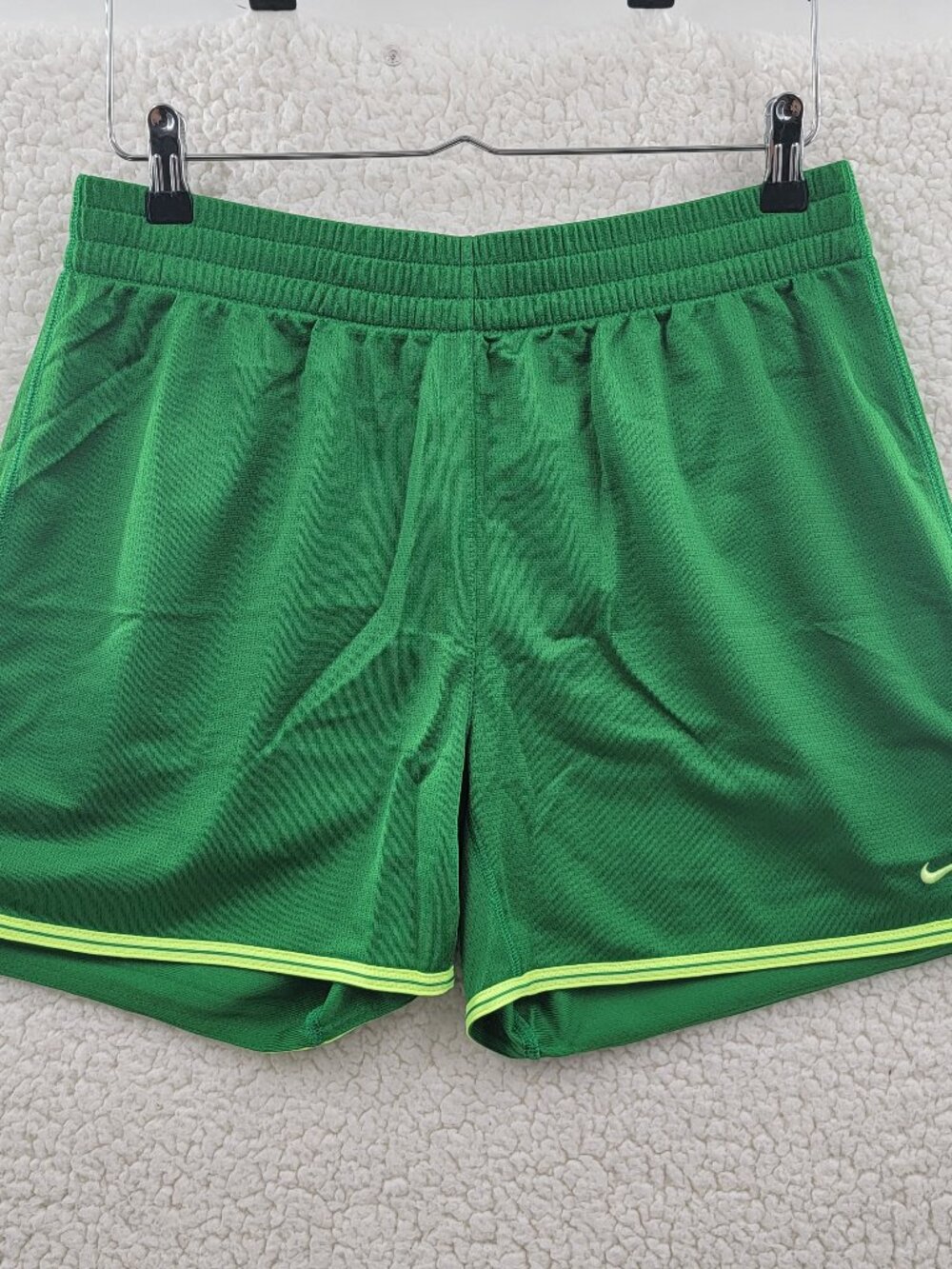 Nike Dri-Fit Womens Athletic Shorts Green Size Medium